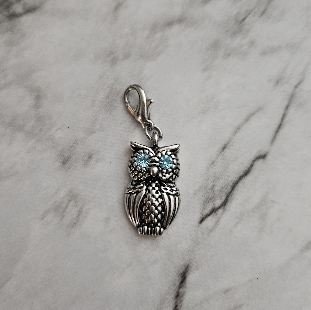 (3/$15) Origami Owl Silver Owl clip on charm